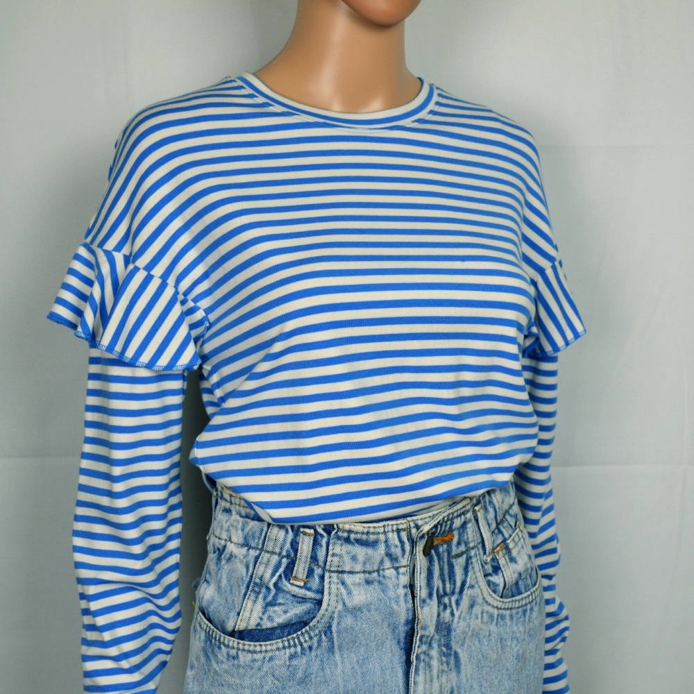 Ruffled Shoulder Long Sleeve Striped Tee C2